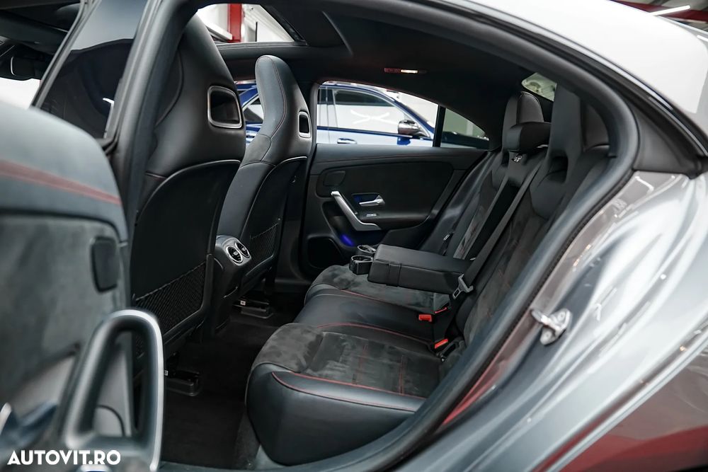 Mercedes-Benz CLA 180 d 7G-DCT AMG Line - 7