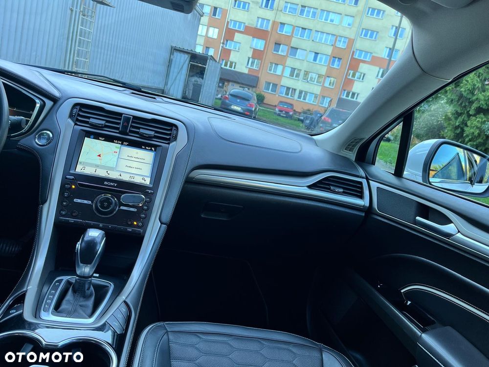 Ford Mondeo Vignale 2.0 Hybrid - 16