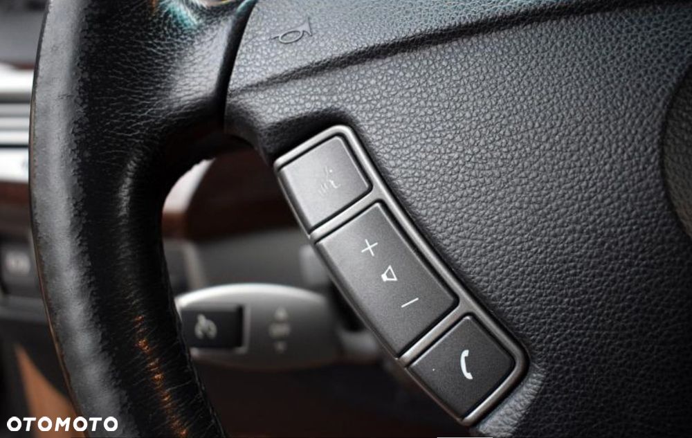BMW Seria 7 - 11