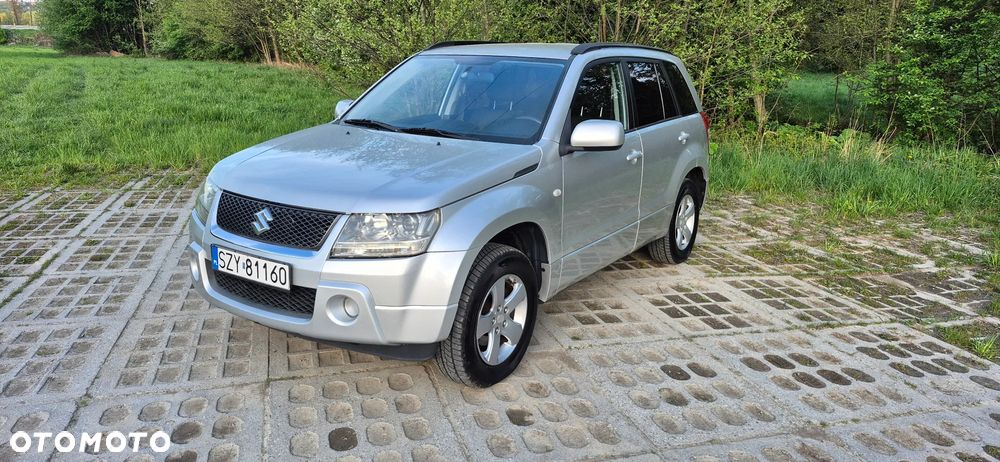 Suzuki Grand Vitara 2.0 Comfort - 1