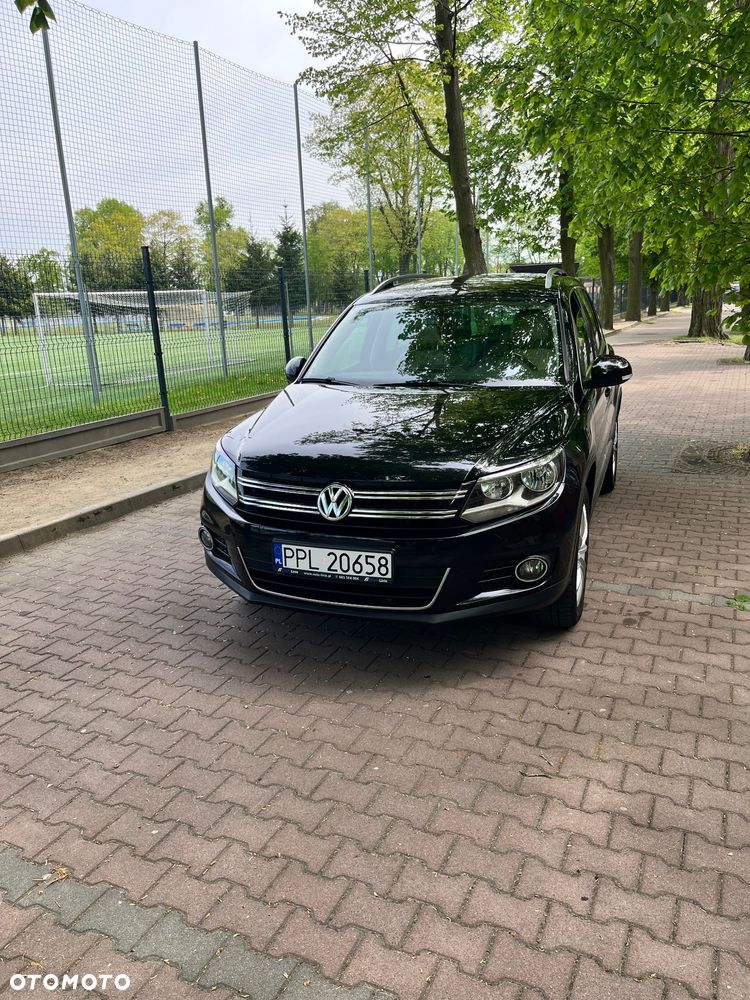 Volkswagen Tiguan - 1