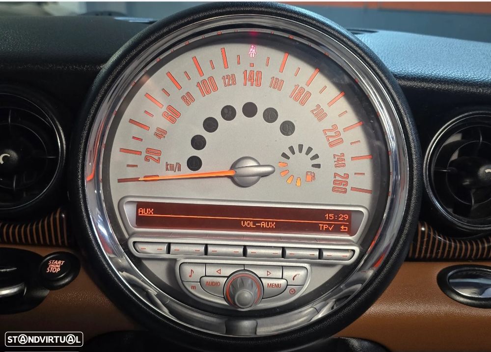 MINI 3 Portas Cooper D - 30