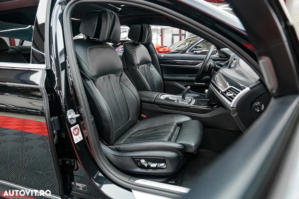 BMW Seria 7 740e iPerformance - 9