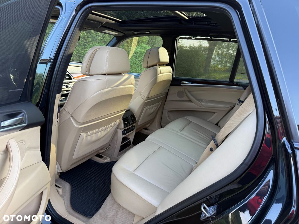 BMW X5 3.5i xDrive - 13