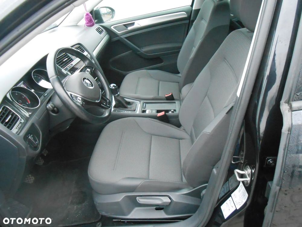 Volkswagen Golf 1.6 TDI BMT Start - 11