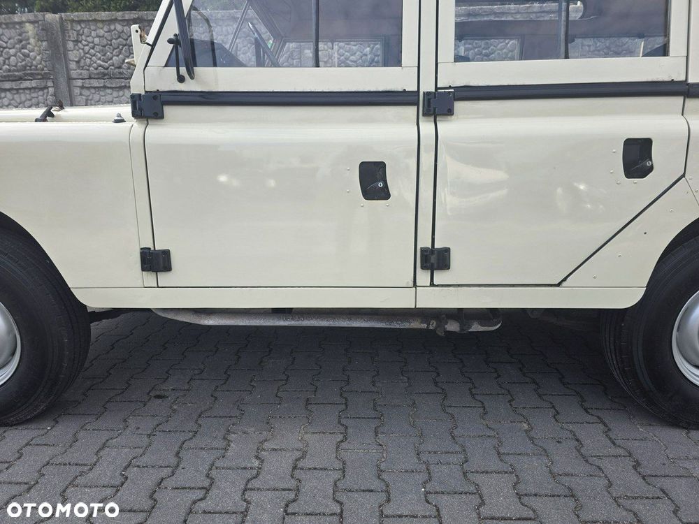 Land Rover Inny - 16