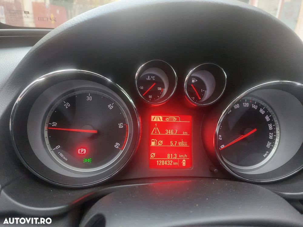 Opel Insignia 2.0 CDTI Cosmo - 18