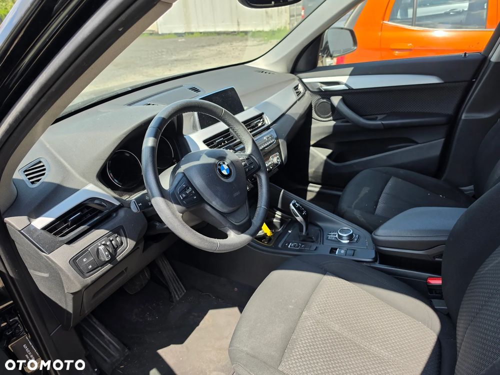 BMW X1 sDrive18i - 6