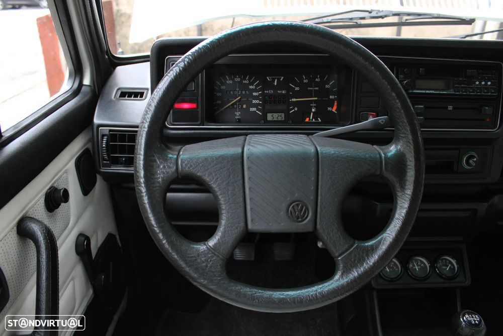 VW Golf Cabriolet 1.6 - 31