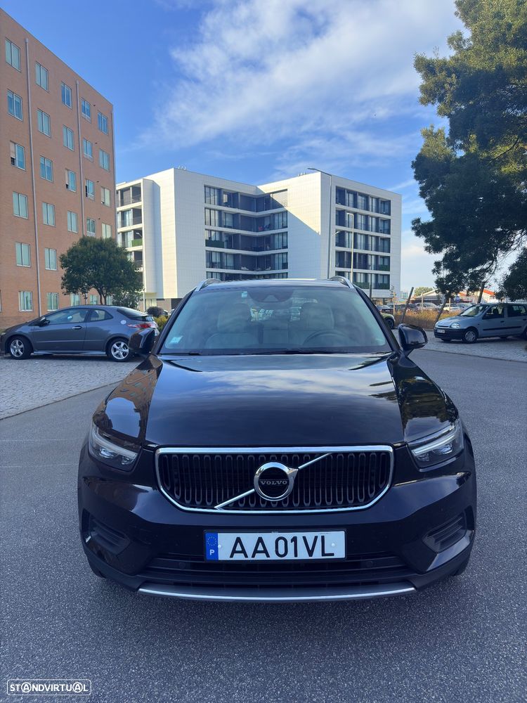 Volvo XC 40 2.0 D3 Momentum Plus Geartronic - 3