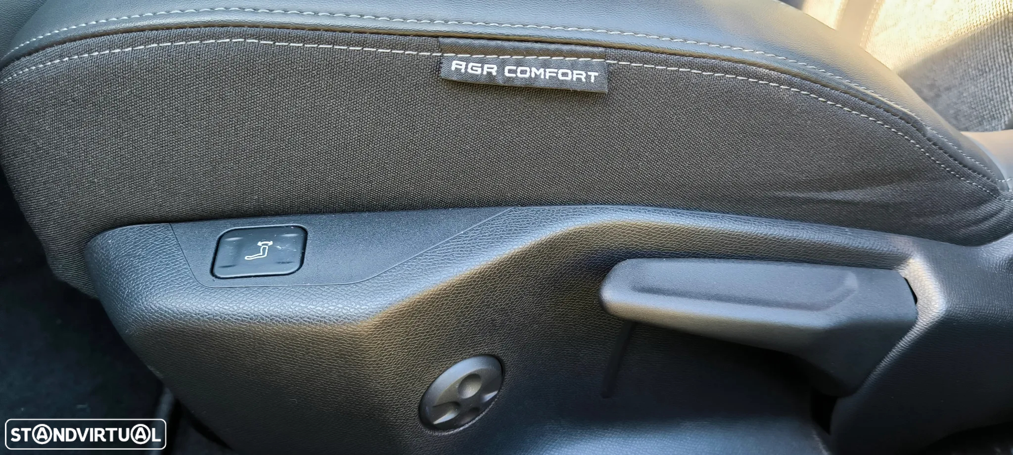 Peugeot 408 1.2 PureTech Allure Pack EAT8 - 47
