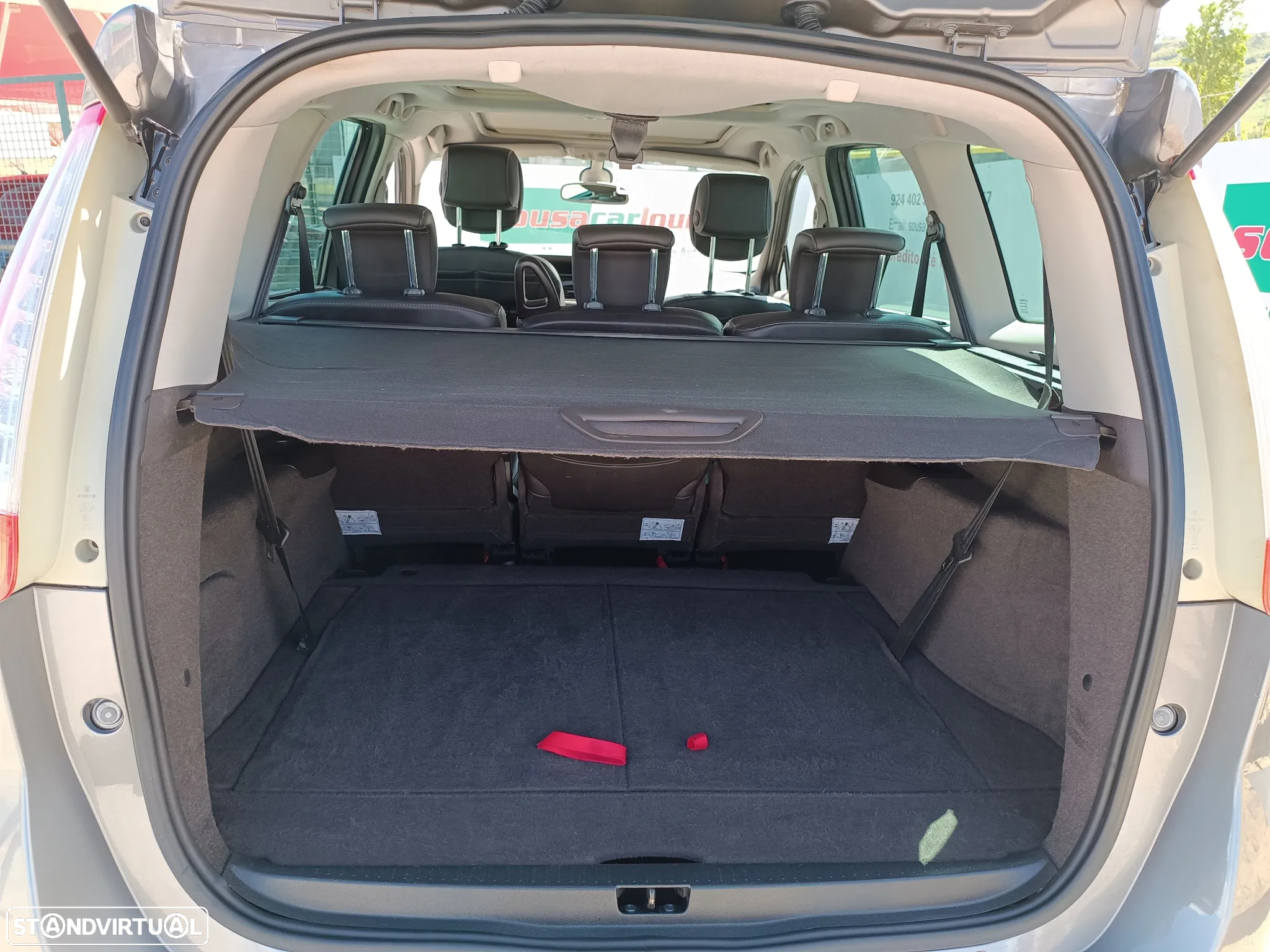 Renault Grand Scénic 1.5 dCi Luxe 7L - 29