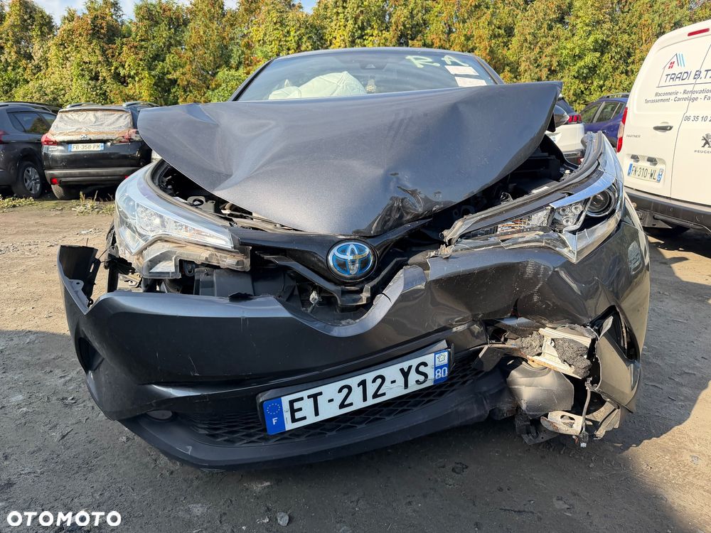 Toyota C-HR Lounge - 23