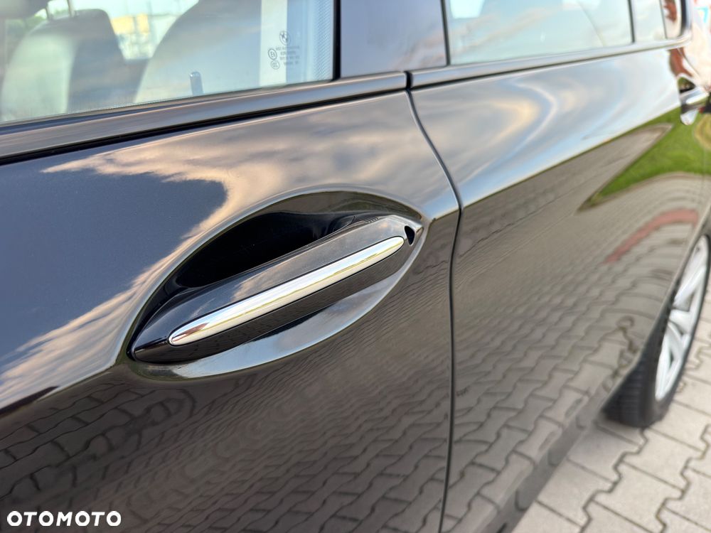 BMW 5GT - 10