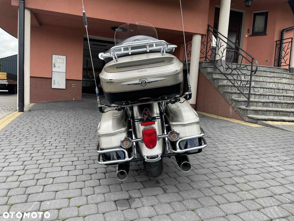 Yamaha Venture - 6