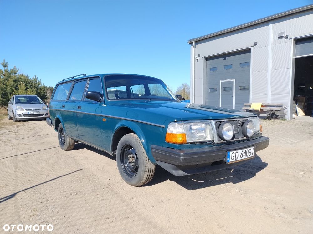 Volvo Seria 200 - 1