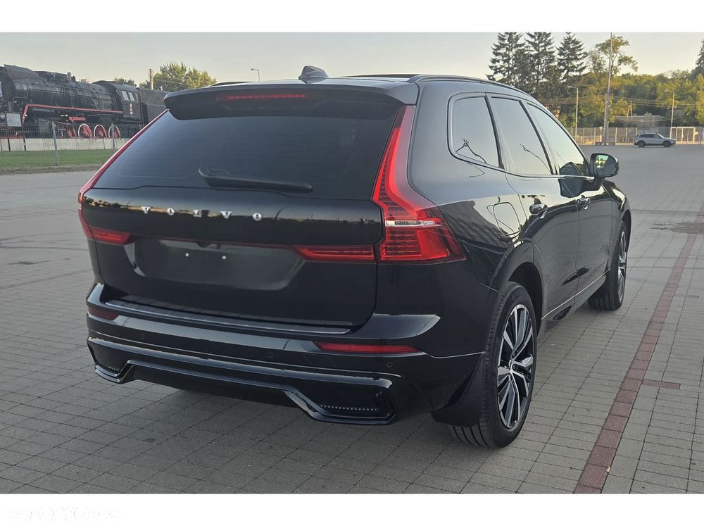 Volvo XC 60 B5 B AWD Ultra Dark - 7