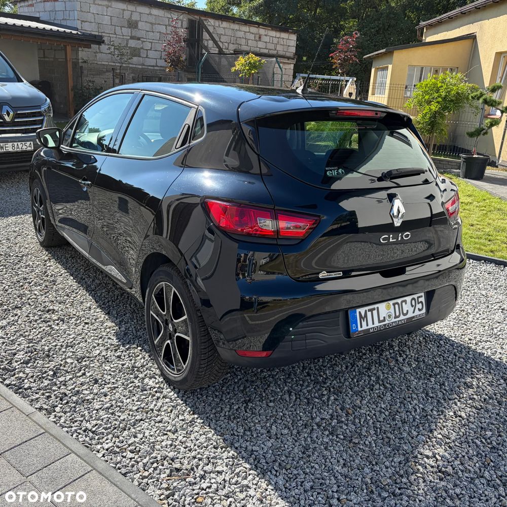 Renault Clio - 22