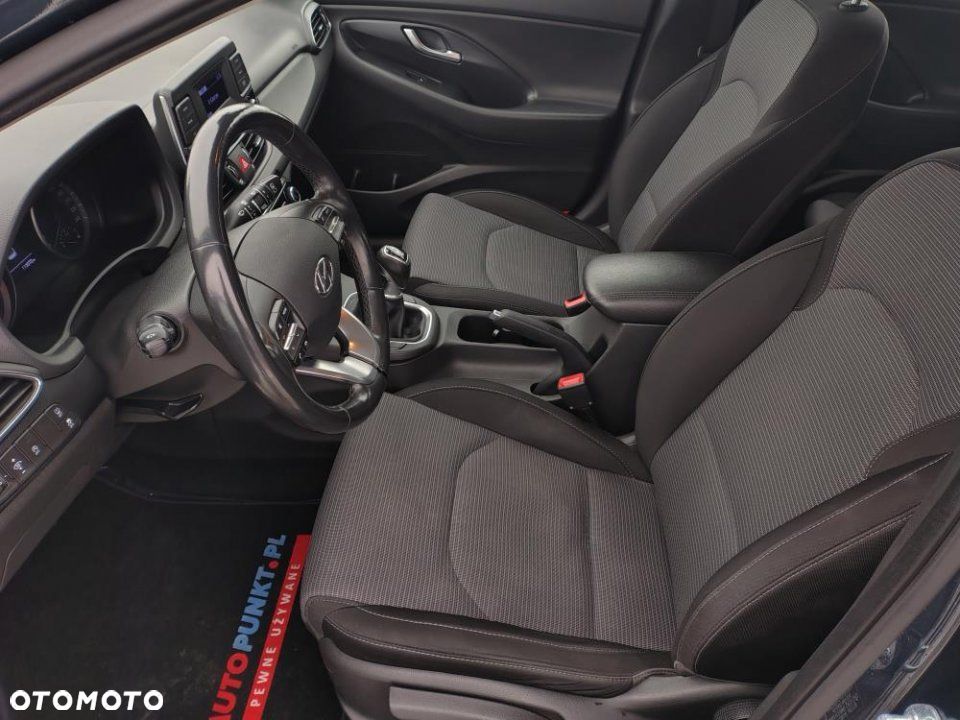 Hyundai i30 - 16