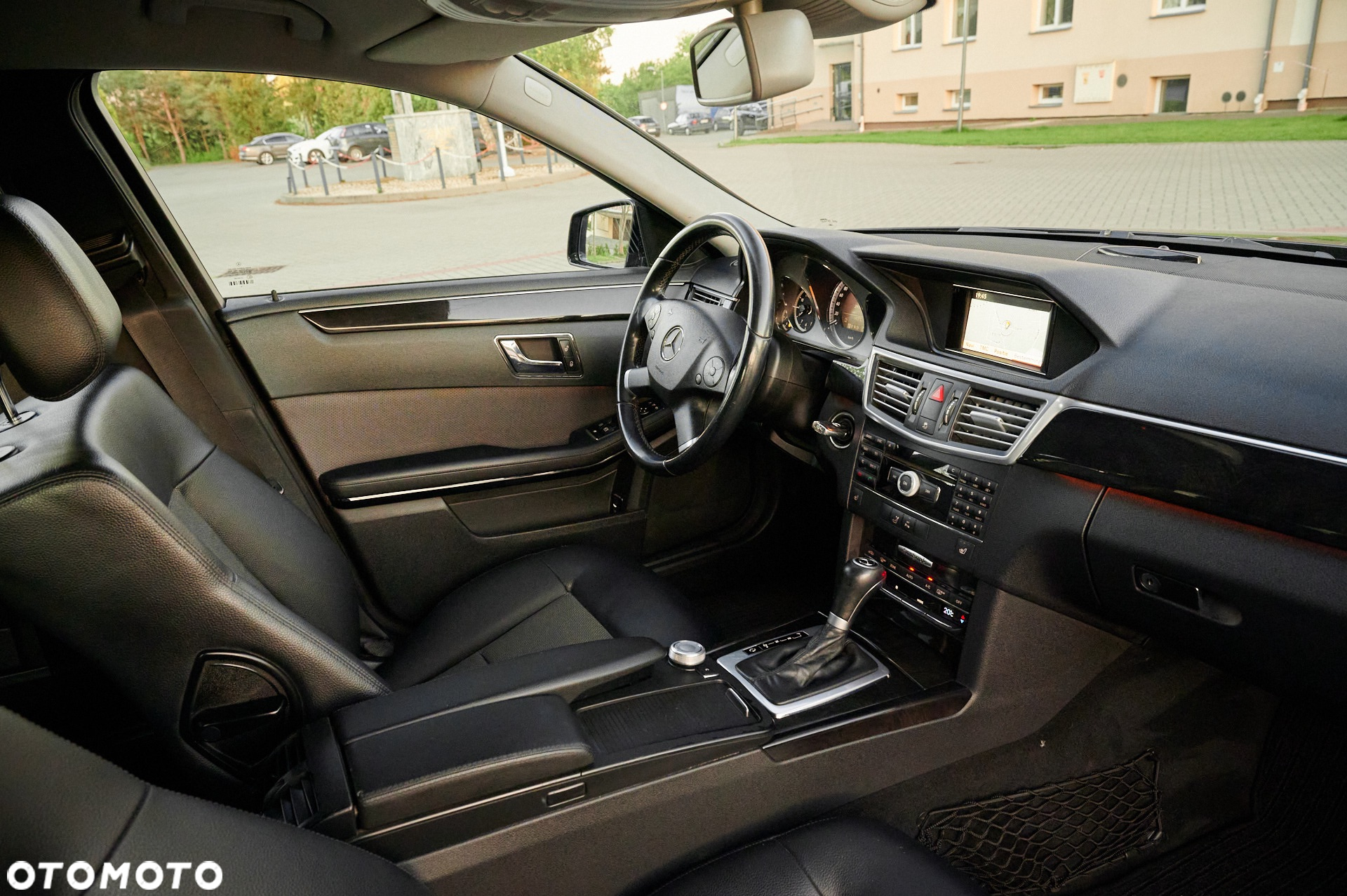 Mercedes-Benz Klasa E 200 BlueTEC 7G-TRONIC Avantgarde - 34