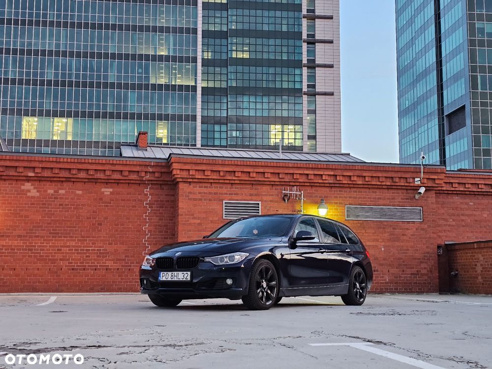BMW Seria 3 328i - 11