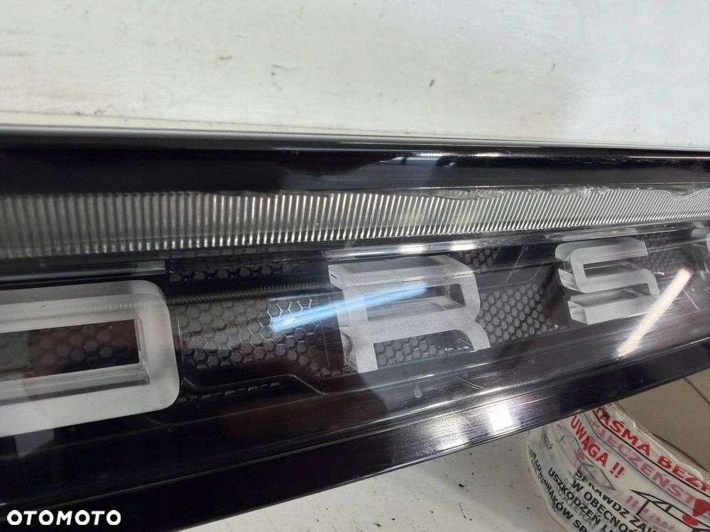 blenda klapy bagażnika taycan 9j1 eu - 7