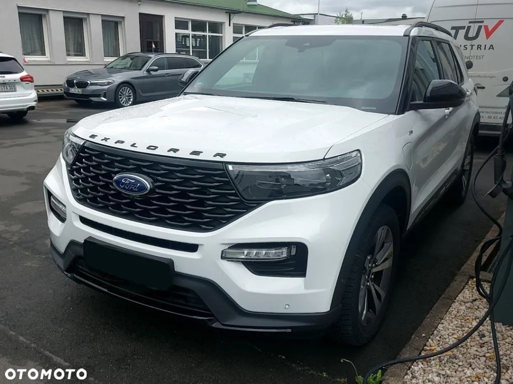 Ford Explorer EcoBoost Plug-in Hybrid ST-LINE - 1