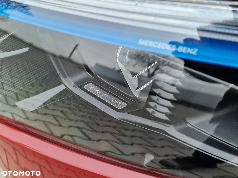 Mercedes-Benz EQB 300 66.5kWh 4-Matic Progressive - 11