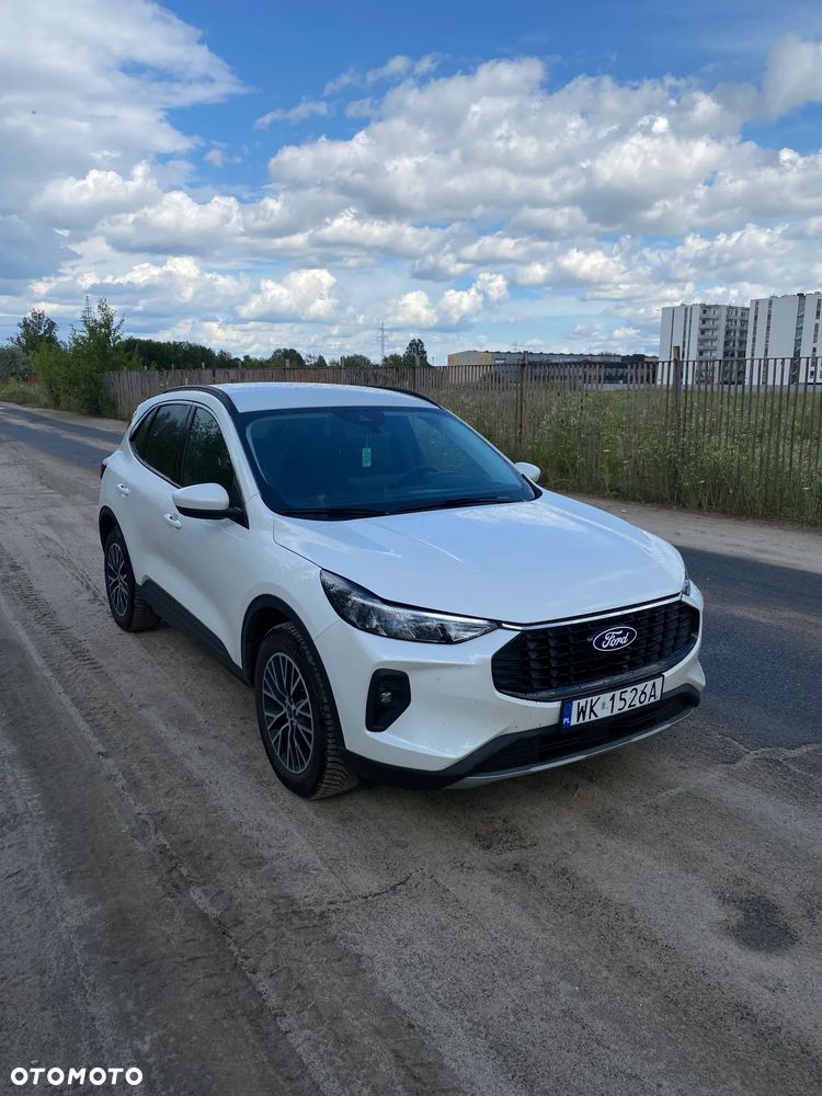Ford Kuga - 2