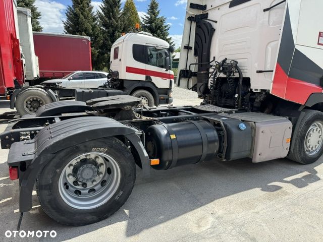 Renault T440 - 3