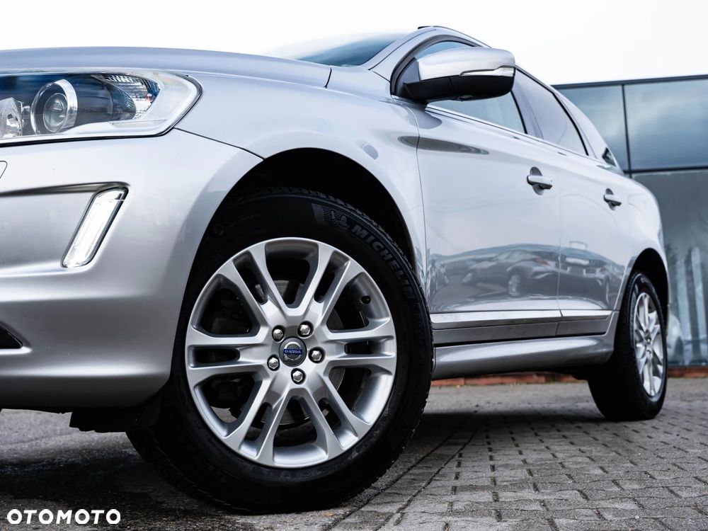 Volvo XC 60 D4 Geartronic Summum - 19
