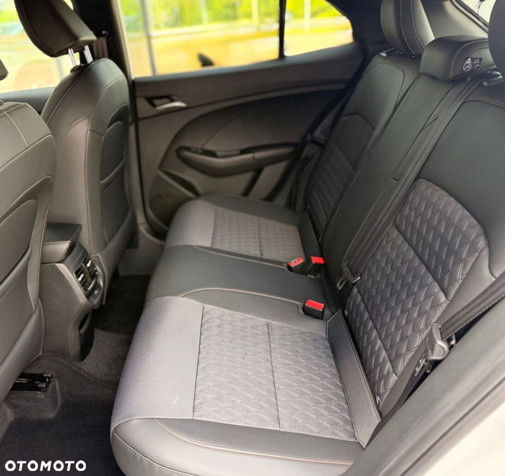 MG MG3 1.5 HEV+ Exclusive - 21