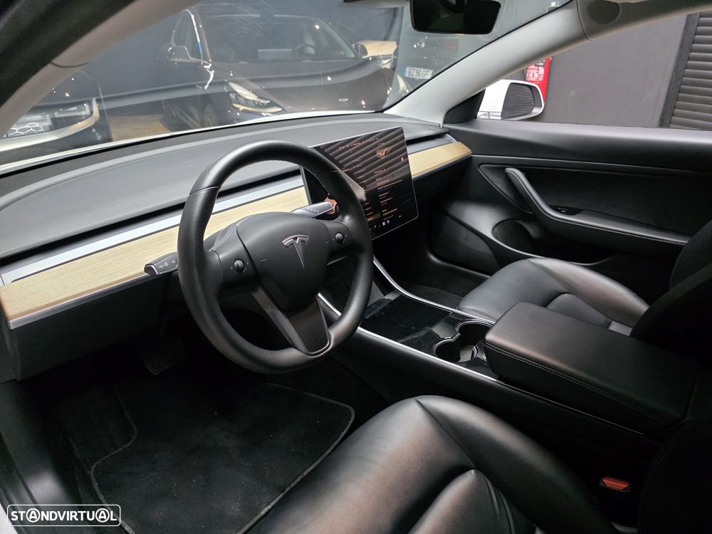 Tesla Model 3 Standard Range Plus RWD - 4