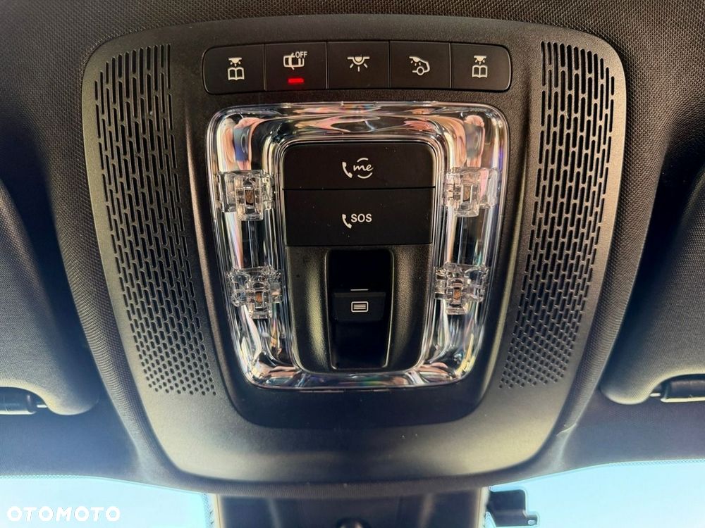 Mercedes-Benz GLB - 27