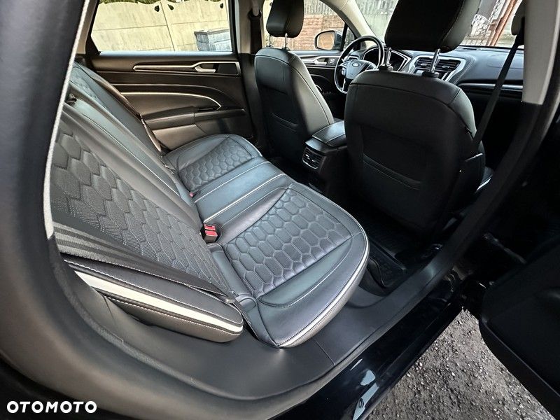 Ford Mondeo 2.0 EcoBlue Vignale AWD - 22