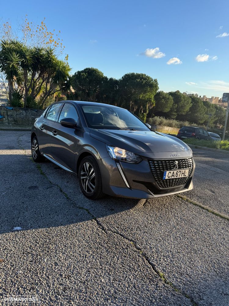 Peugeot 208 PureTech 100 Allure - 1