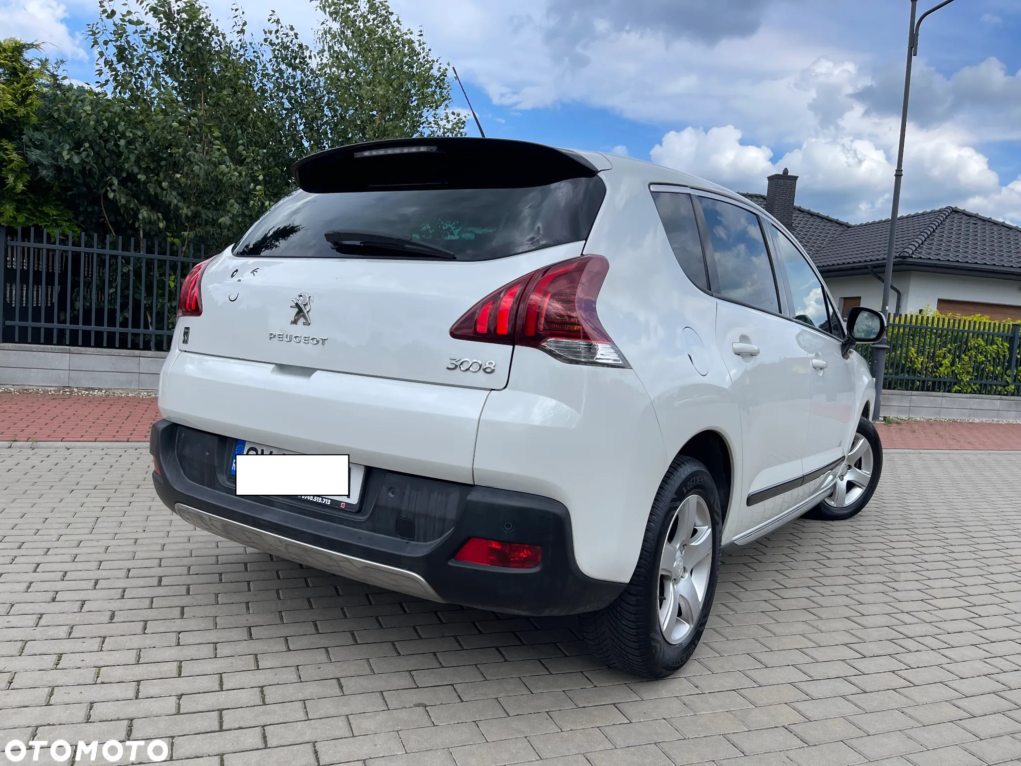 Peugeot 3008 Hybrid4 - 34