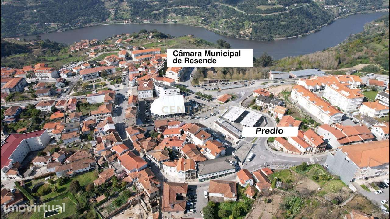 Edifício junto ao Mercado e Câmara Municipal - Investimento - Grande imagem: 2/7