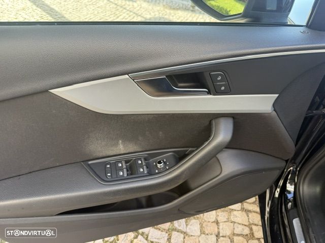Audi A4 Avant 2.0 TDI S tronic - 8