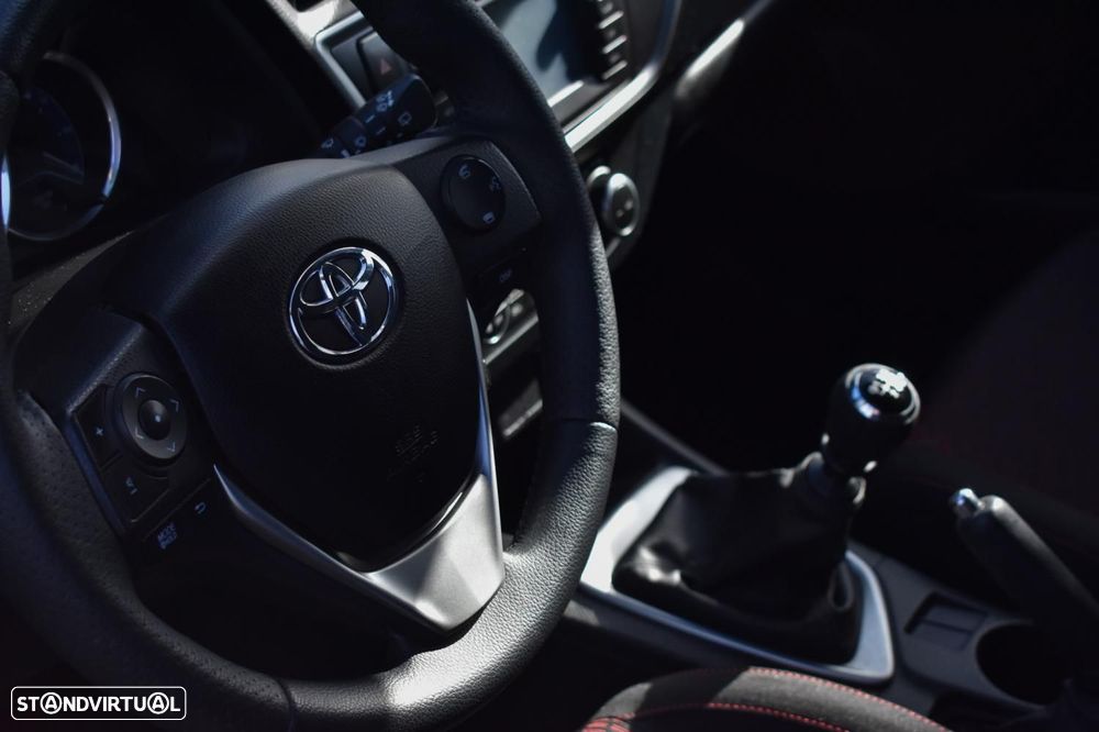 Toyota Auris 1.4 D-4D ACtive - 6