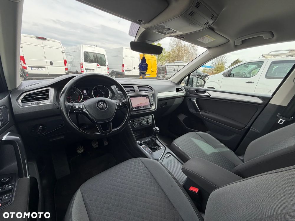 Volkswagen Tiguan 2.0 TDI BMT SCR Comfortline - 9