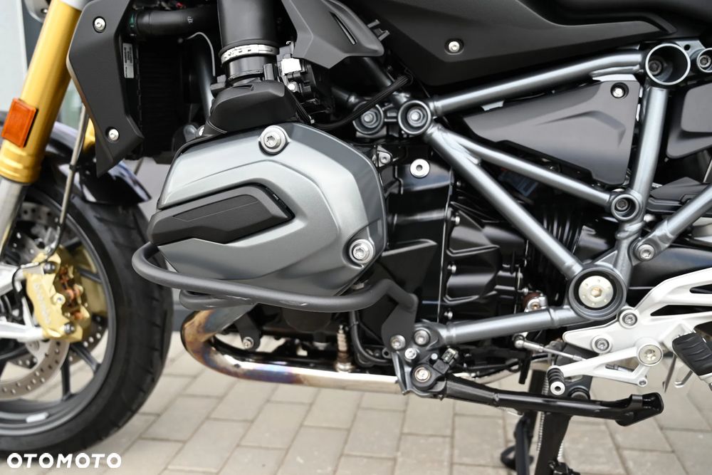 BMW R - 10