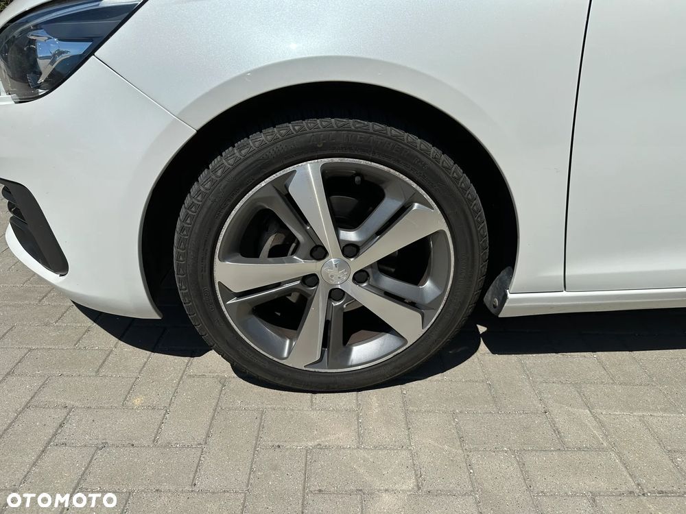 Peugeot 308 - 30