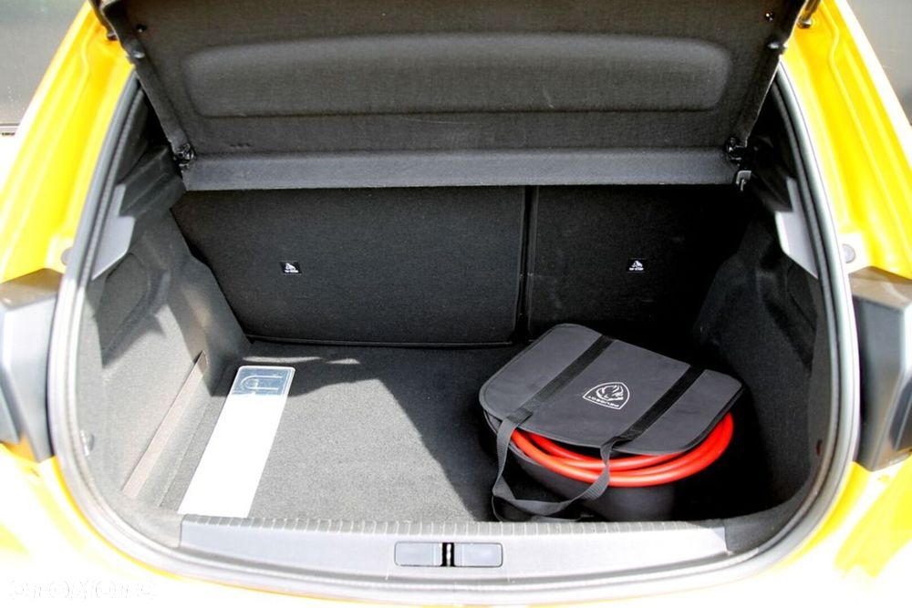Peugeot 208 - 31
