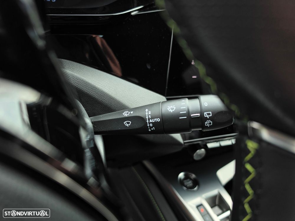 Peugeot 308 1.2 PureTech GT Pack EAT8 - 23