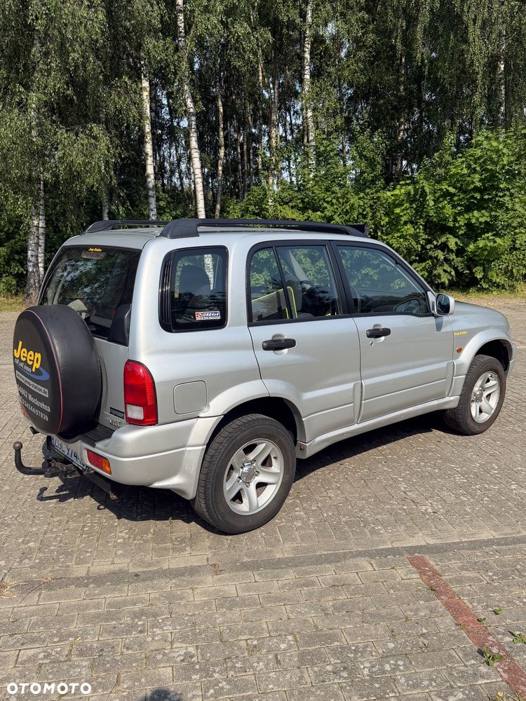 Suzuki Grand Vitara 2.0 - 3