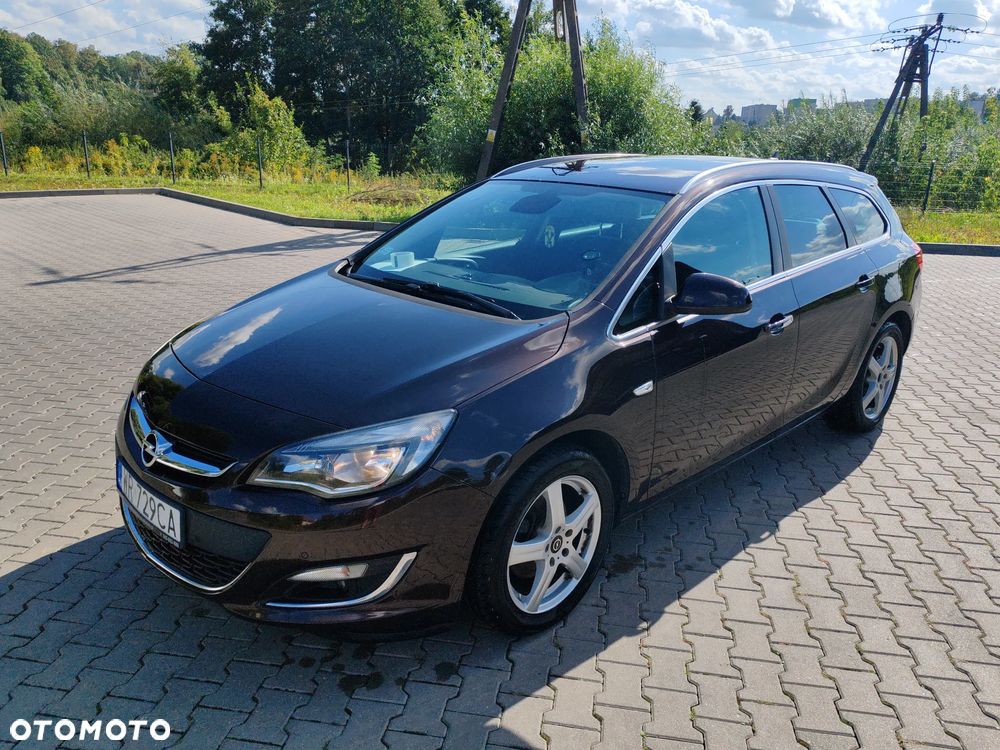 Opel Astra 1.6 T Cosmo - 1