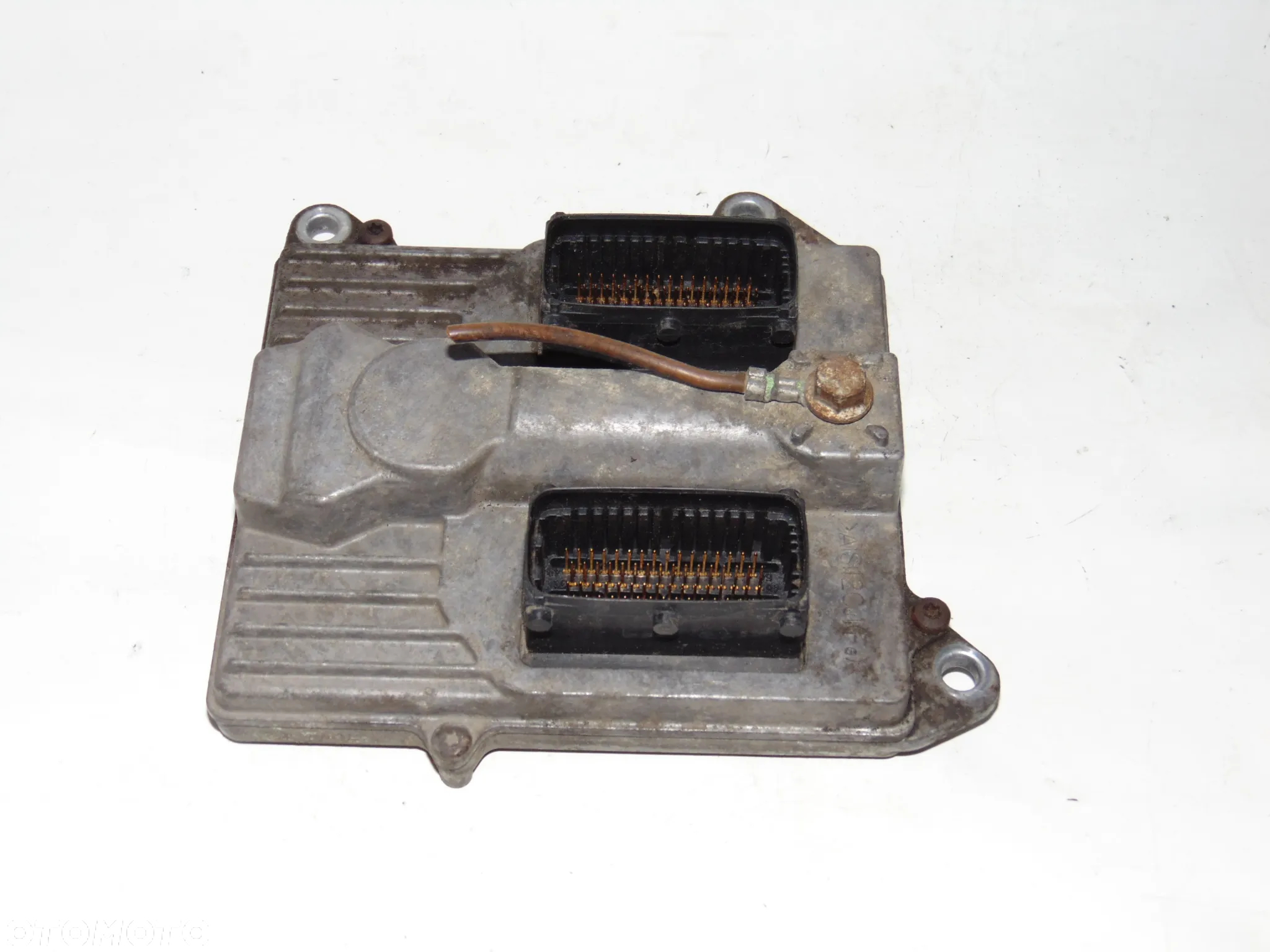 ODPALANY komputer sterownik silnika 55558138 5WK91105 Opel Vectra C Signum benzyna 2.2 - 3