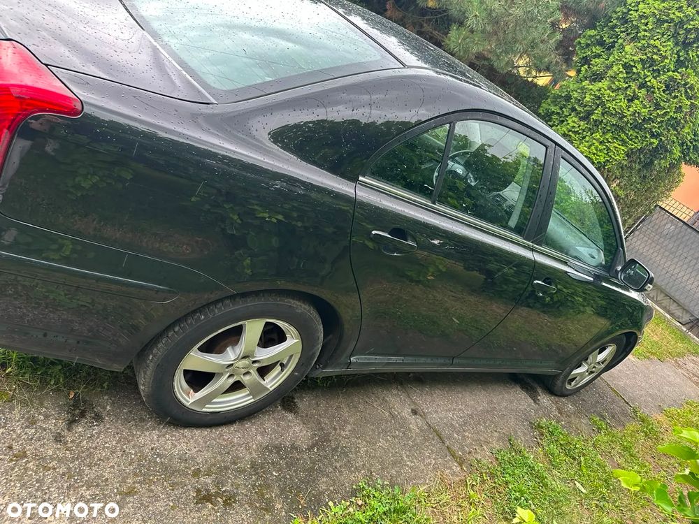 Toyota Avensis 2.0 D-4D Luna - 8