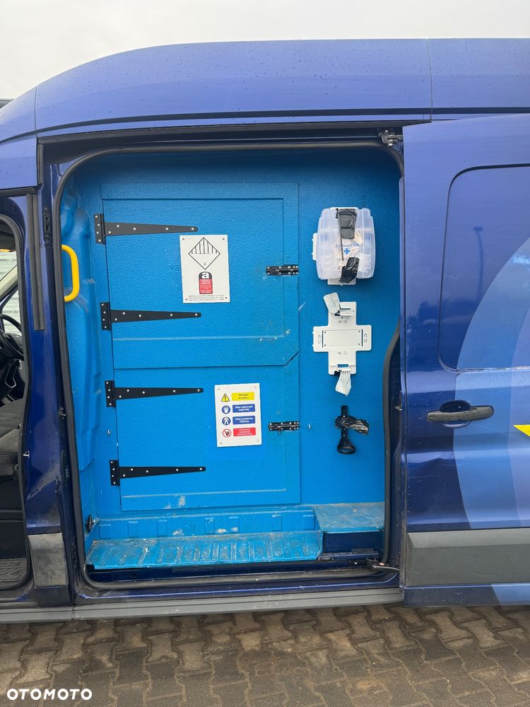 Ford Transit 2.0 Ecoblue TDCi 170 kM L3H3 - 14